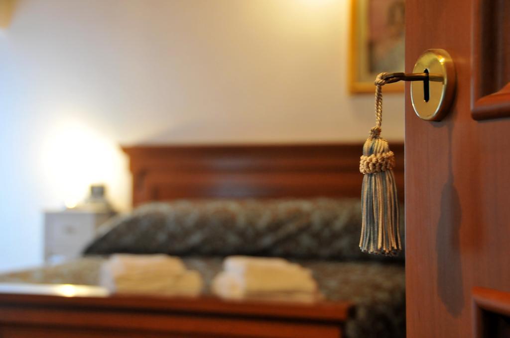 Bed & Breakfast Castello Padenghe sul Garda Quarto foto